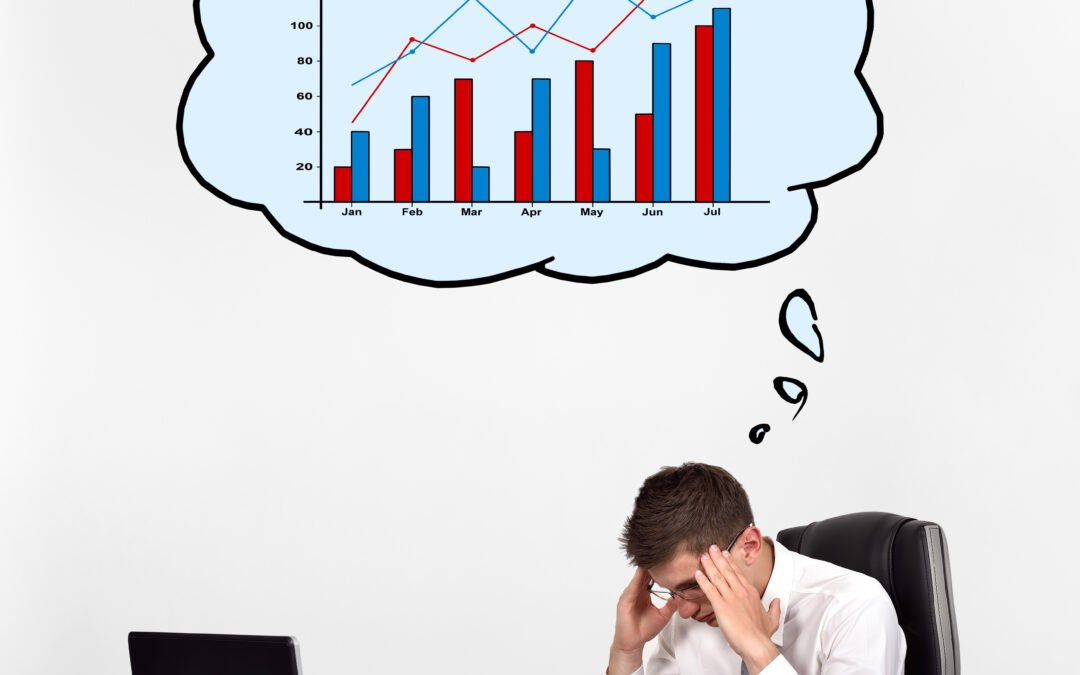 Hombre pensando en errores comunes en el emprendimiento